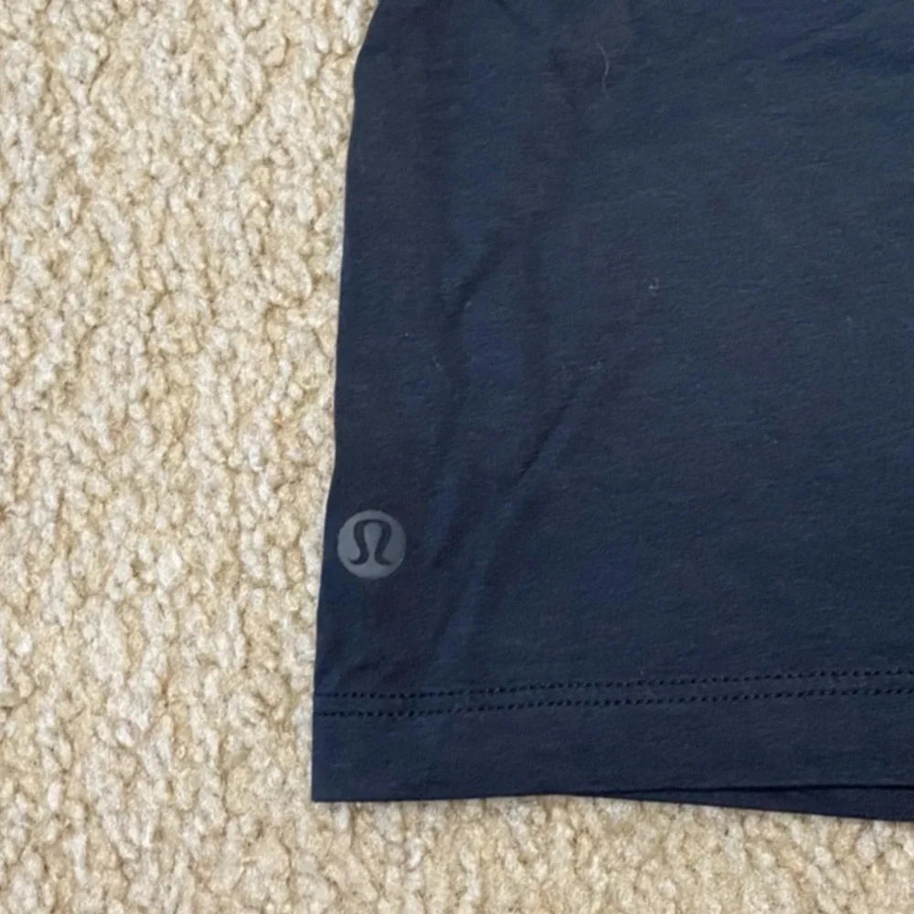 Lululemon Cotton Straight Hem Crewneck T-shirt Size 4